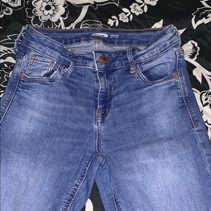 Mid-rise Rockstar Super Skinny Jeans